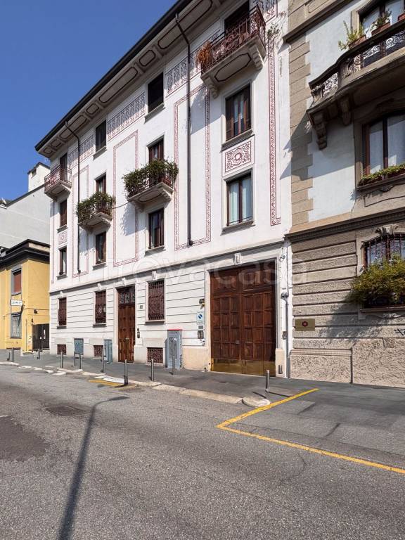 appartamento in vendita a Milano in zona Piazzale Lodi