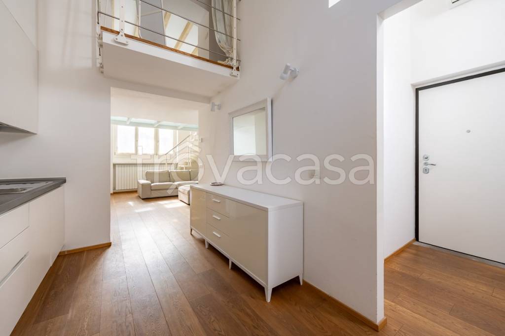 appartamento in vendita a Milano in zona Porta Venezia