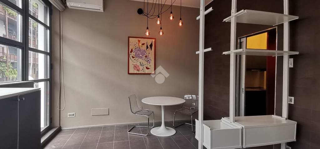 appartamento in vendita a Milano in zona Bovisa