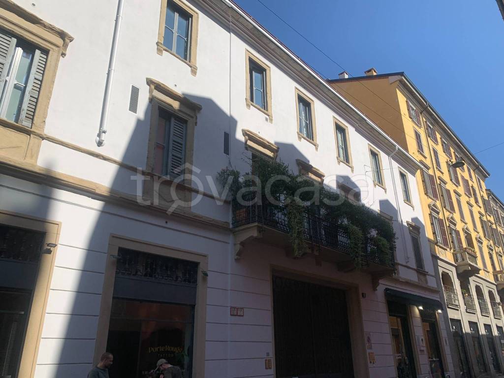 appartamento in vendita a Milano in zona Sempione