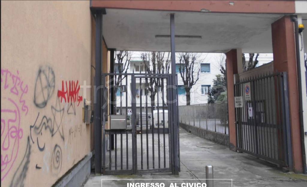 appartamento in vendita a Milano in zona Città Studi