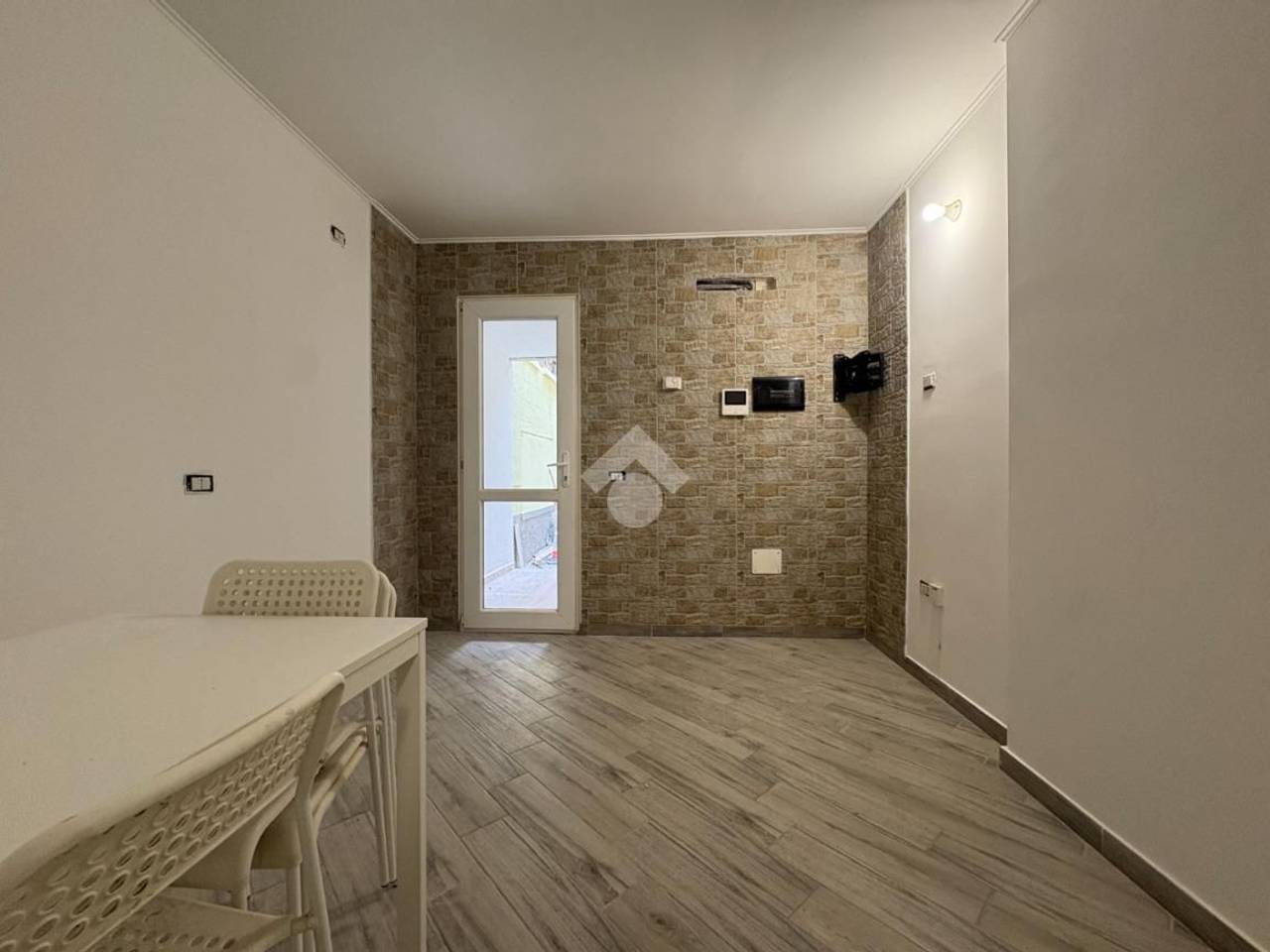 appartamento in vendita a Milano in zona Lorenteggio