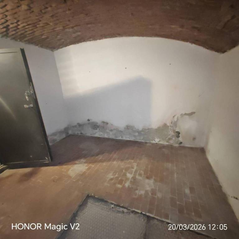 locale di sgombero in vendita a Milano in zona Porta Venezia