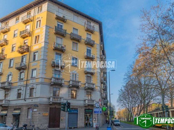 appartamento in vendita a Milano in zona Montalbino