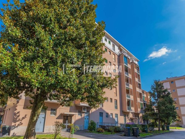 appartamento in vendita a Milano in zona Bruzzano