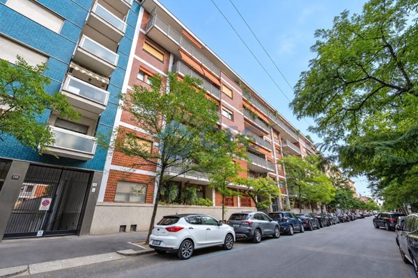 appartamento in vendita a Milano in zona Città Studi