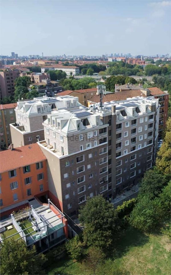 appartamento in vendita a Milano in zona Ghisolfa