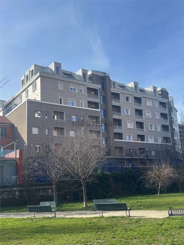 appartamento in vendita a Milano in zona Ghisolfa