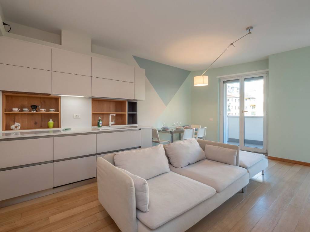 appartamento in vendita a Milano in zona Solari