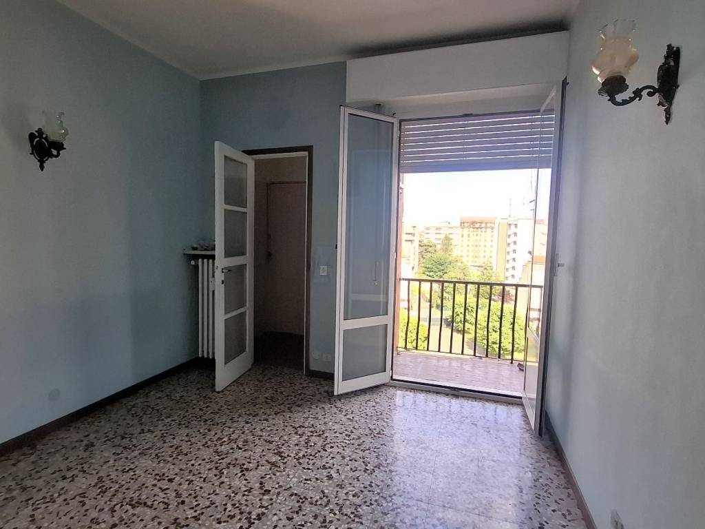 appartamento in vendita a Milano in zona Calvairate
