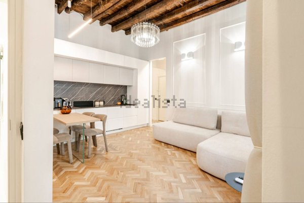 appartamento in vendita a Milano in zona Isola