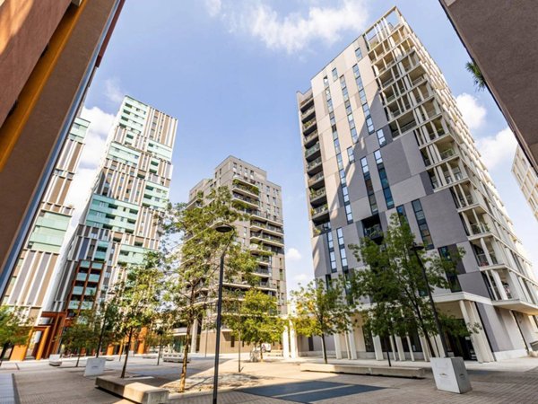 appartamento in vendita a Milano in zona Molino Dorino