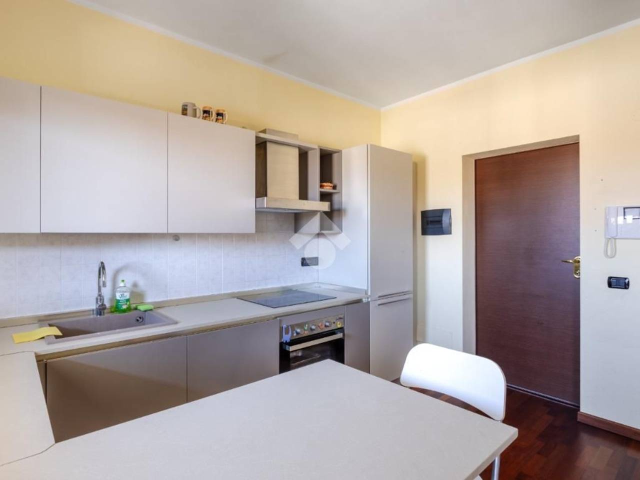 appartamento in vendita a Milano in zona Segnano
