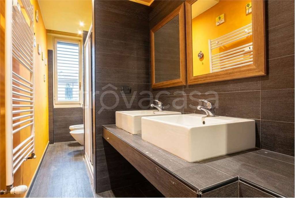 appartamento in vendita a Milano in zona Città Studi