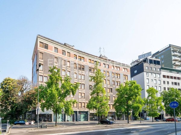 ufficio in vendita a Milano in zona Centro Storico