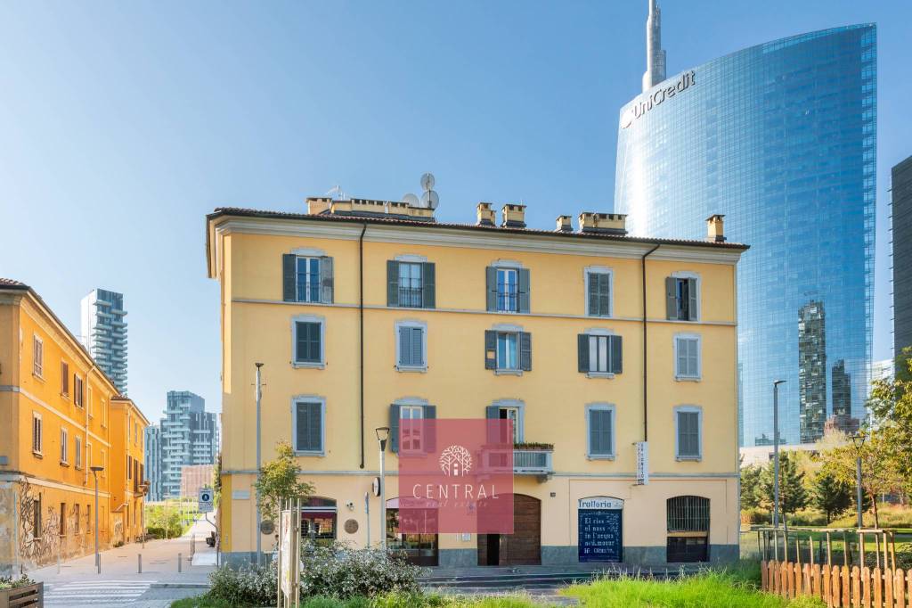 appartamento in vendita a Milano in zona Porta Garibaldi