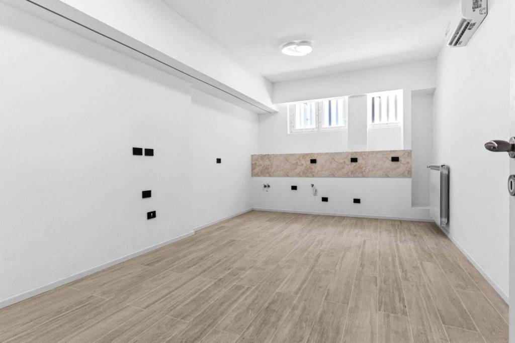 appartamento in vendita a Milano in zona Porta Genova