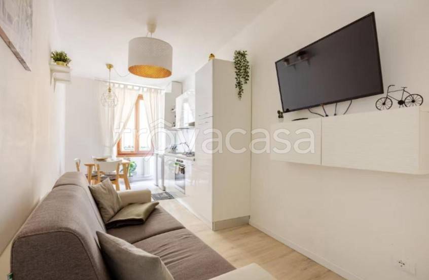 appartamento in vendita a Milano in zona Tibaldi