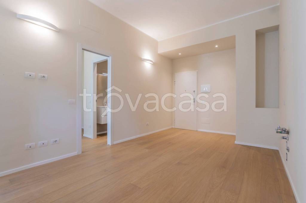 appartamento in vendita a Milano in zona Stazione Centrale