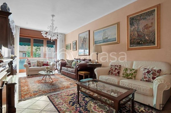 appartamento in vendita a Milano in zona Loreto