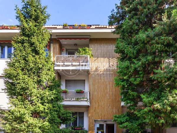 appartamento in vendita a Milano in zona Villaggio dei Giornalisti