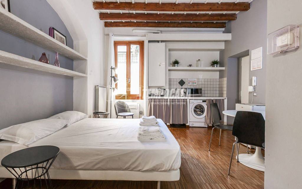 appartamento in vendita a Milano in zona Porta Garibaldi