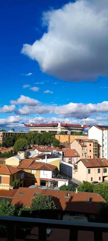 appartamento in vendita a Milano in zona Quarto Cagnino