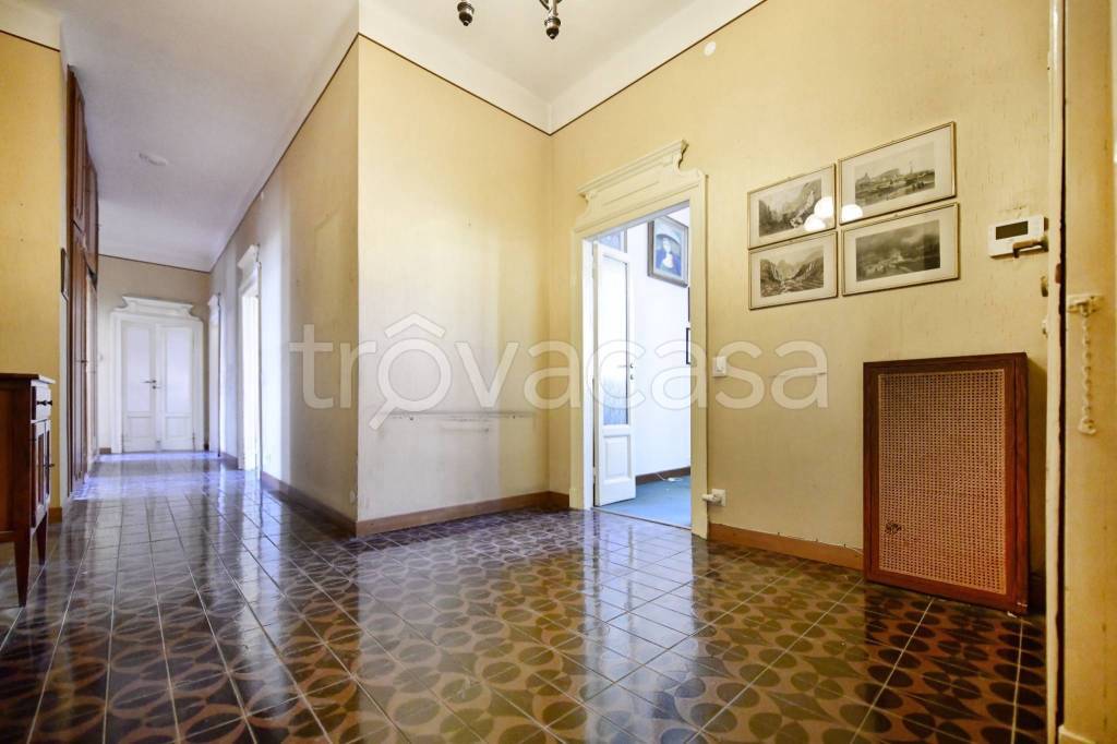 appartamento in vendita a Milano in zona Porta Monforte