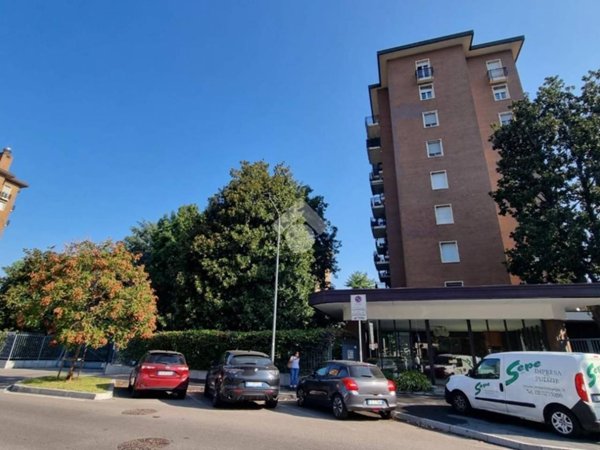 appartamento in vendita a Milano in zona San Siro
