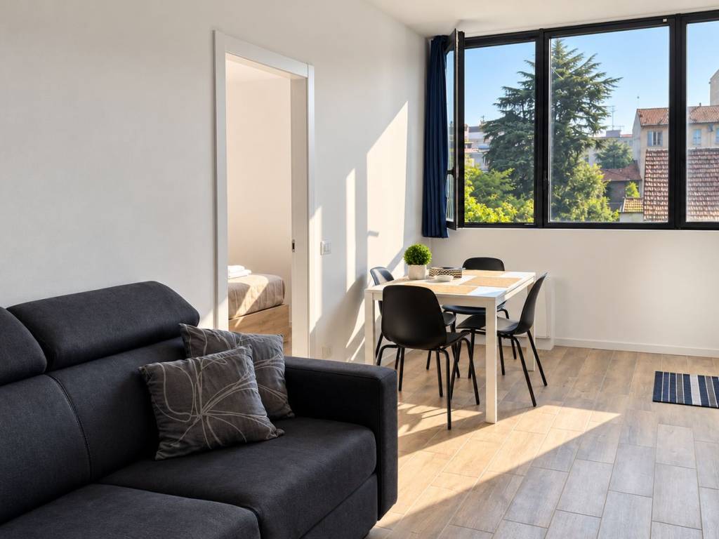 appartamento in vendita a Milano in zona Vigentino