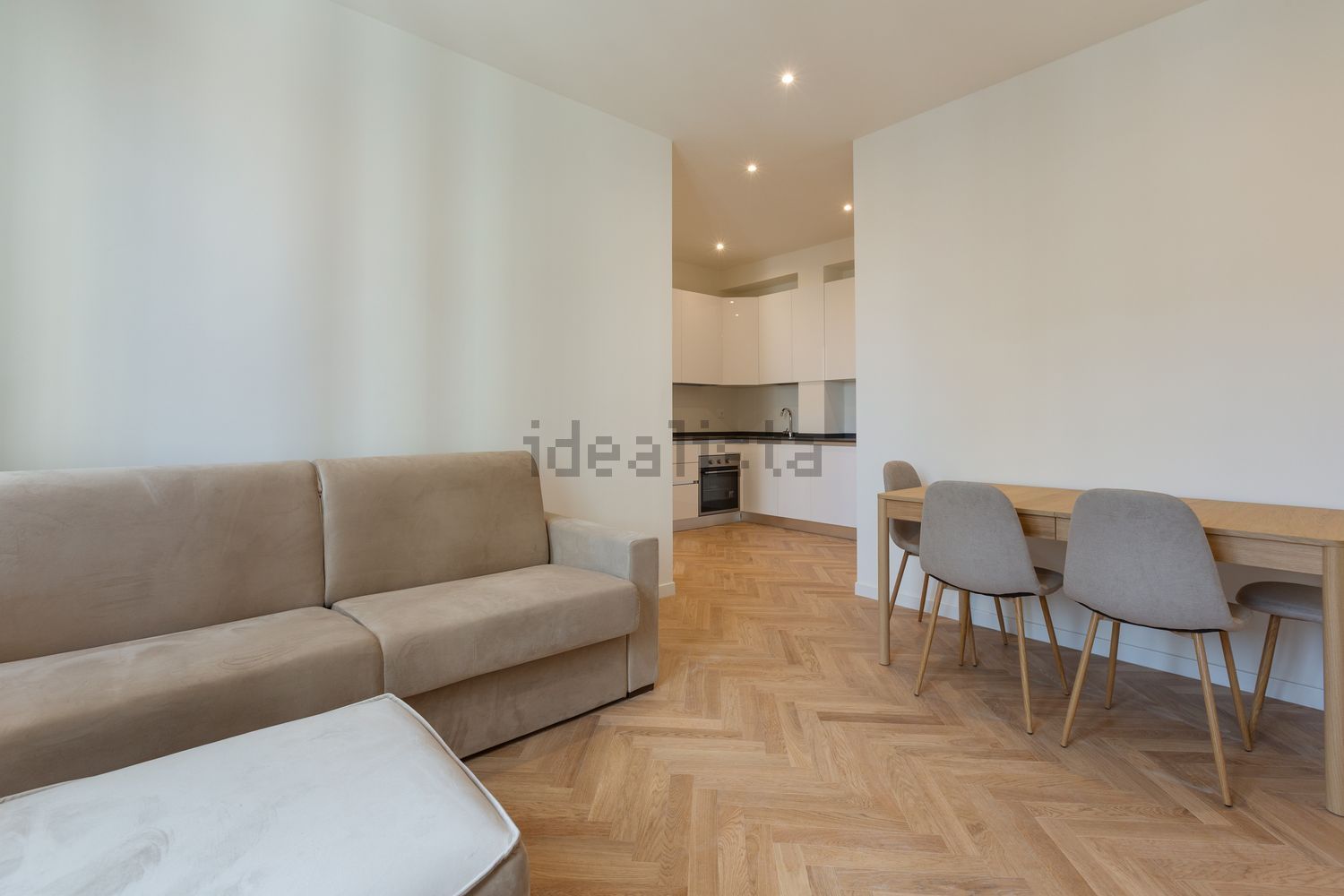 appartamento in vendita a Milano in zona Isola