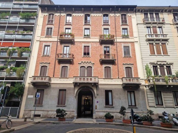 ufficio in vendita a Milano in zona Sempione