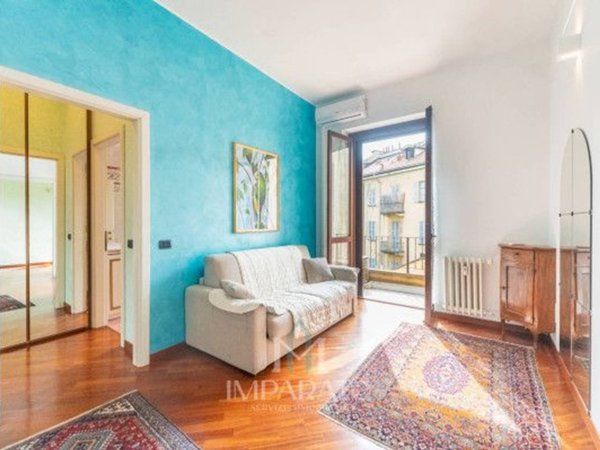 appartamento in vendita a Milano in zona Porta Nuova
