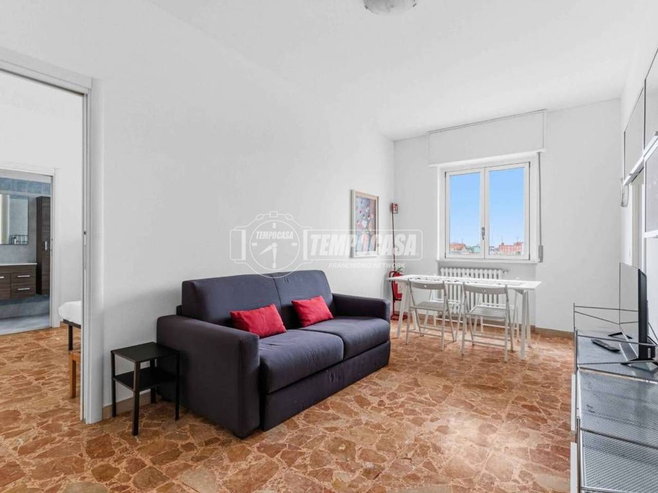 appartamento in vendita a Milano in zona Famagosta