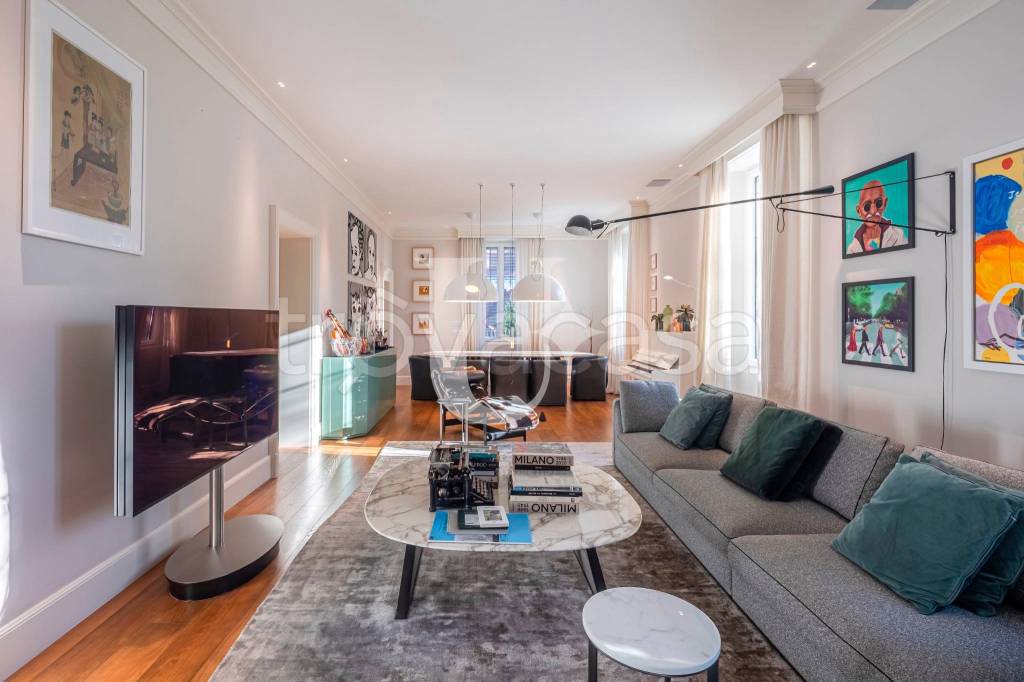 casa indipendente in vendita a Milano in zona Maggiolina