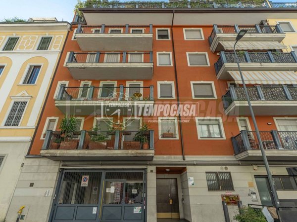 appartamento in vendita a Milano in zona Morivione
