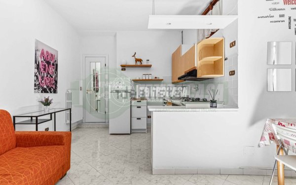 appartamento in vendita a Milano in zona Porta Ticinese