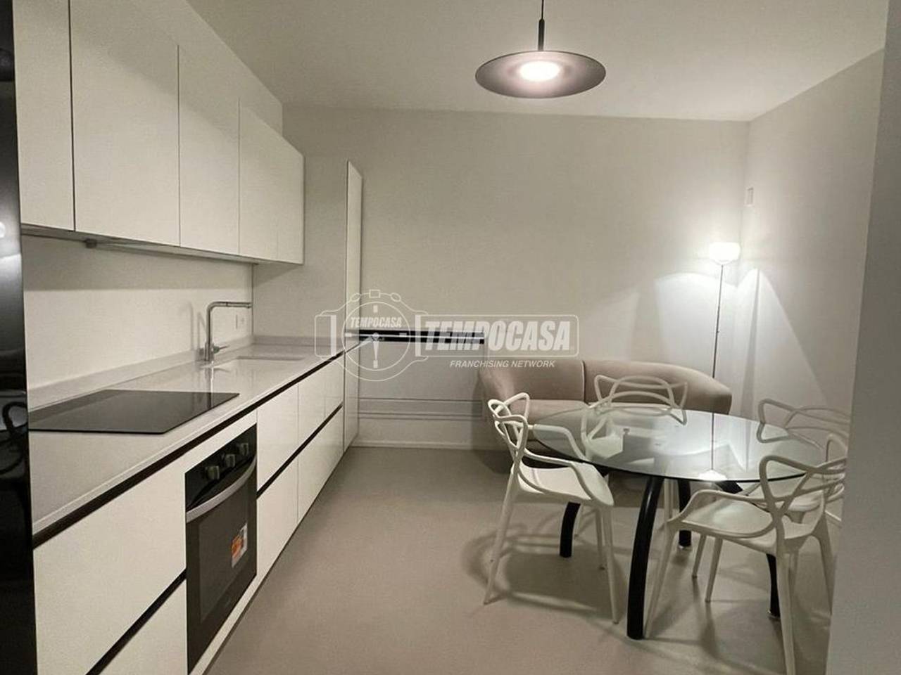 appartamento in vendita a Milano in zona Loreto