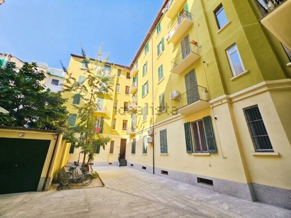 appartamento in vendita a Milano in zona Tibaldi