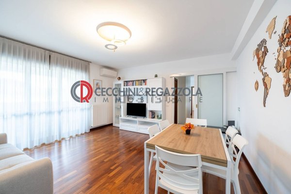 appartamento in vendita a Milano in zona Greco