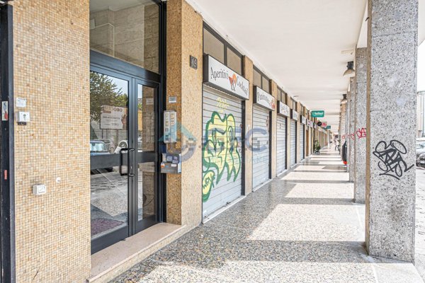 appartamento in vendita a Milano in zona Rottole
