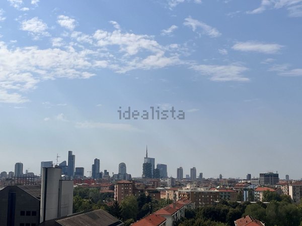 appartamento in vendita a Milano in zona Prato Centenaro