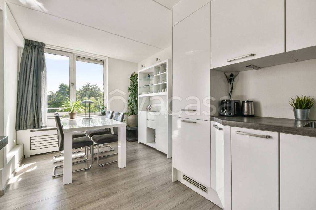 appartamento in vendita a Milano in zona Bande Nere