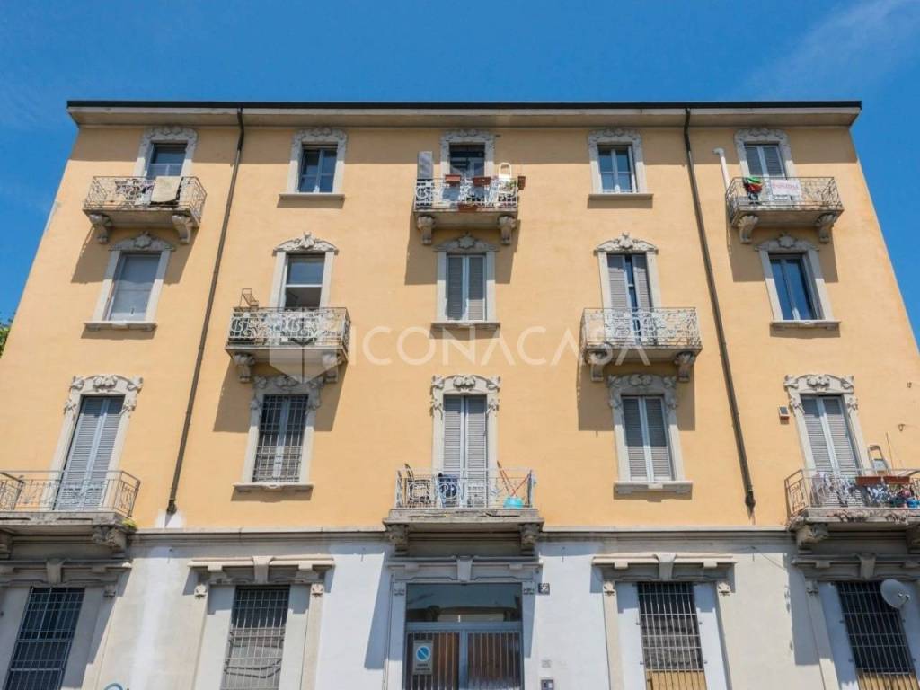 appartamento in vendita a Milano in zona Affori