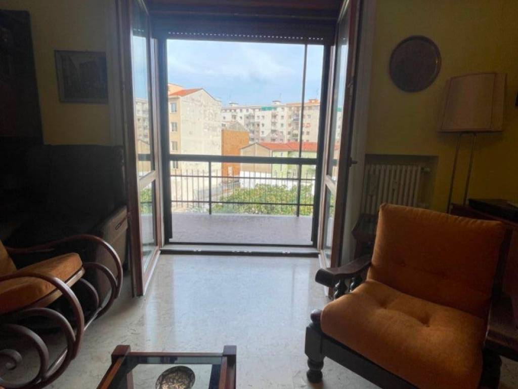 appartamento in vendita a Milano in zona Isola