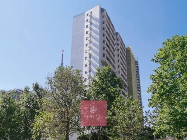 appartamento in vendita a Milano in zona Sempione