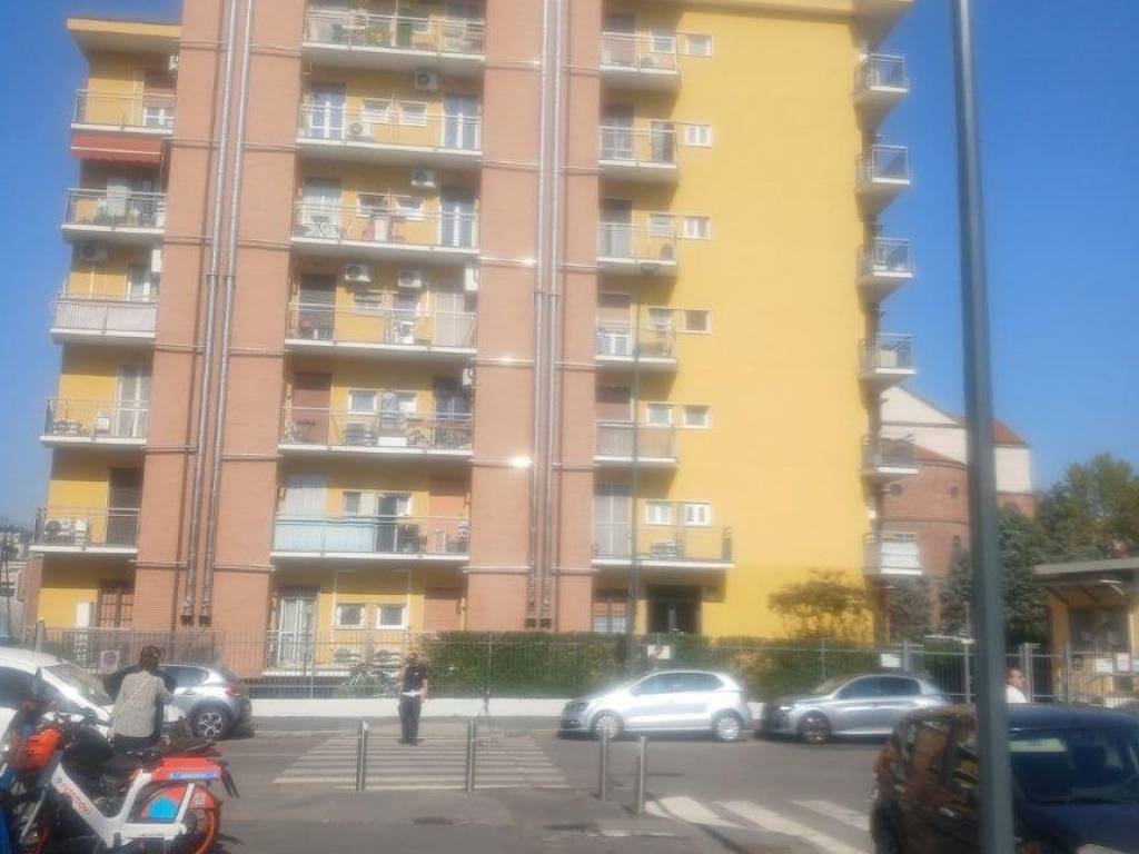 appartamento in vendita a Milano in zona Barona