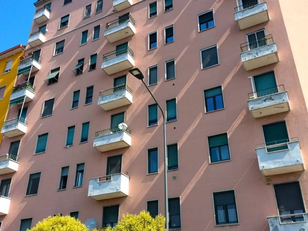appartamento in vendita a Milano in zona Bande Nere