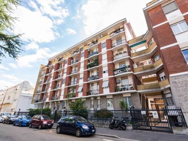 appartamento in vendita a Milano in zona Precotto