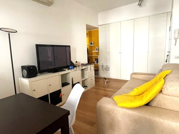 appartamento in vendita a Milano in zona Bande Nere